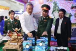 迎接越共十三大：宁顺省经济社会发展成就展举行