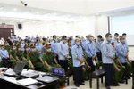 河内市美德县同心乡谋杀和妨碍公务案：29名作案人出庭受审