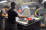 长沙群岛上美味丰盛的餐食背后的故事