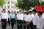 苏林总书记、国家主席在兴安省开展选民接触活动。图自越通社