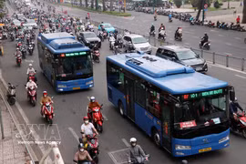 胡志明市计划将于今年7月1日起推行免费公交政策。图自越通社