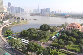胡志明市的一角。图自越通社