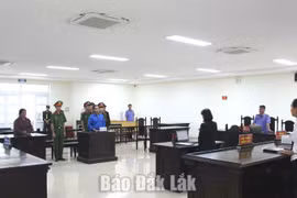 依法严惩破坏民族团结政策的犯罪分子。图自得乐报