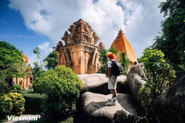 旅游业创下新奇迹