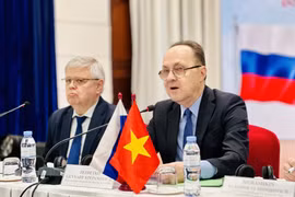 俄罗斯驻越南特命全权大使别兹杰特科。图自越通社