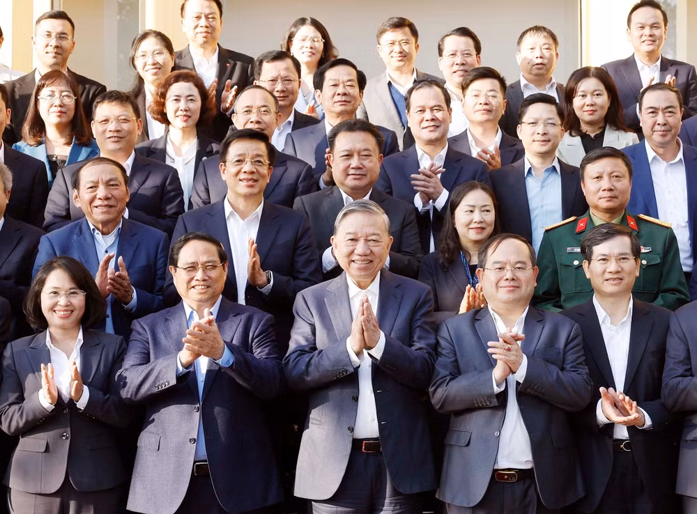 vna-potal-tong-bi-thu-to-lam-lam-viec-voi-ban-chap-hanh-dang-bo-tinh-quang-ninh-8554542.jpg
