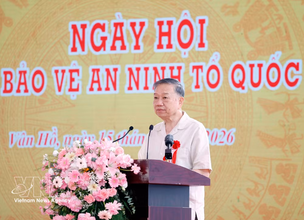 vnanet-tong-bi-thu-chu-tich-nuoc-du-ngay-hoi-toan-dan-bao-ve-an-ninh-to-quoc-tai-son-la-8889307.jpg