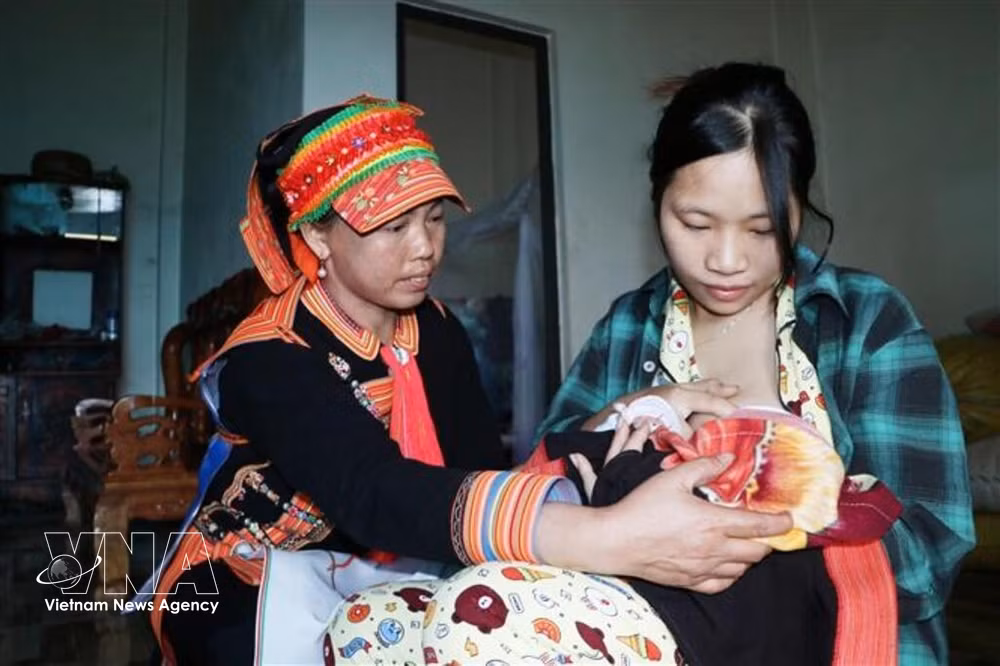 vnanet-vai-tro-co-do-thon-ban-trong-cham-soc-suc-khoe-sinh-san-o-vung-kho-lai-chau-6712819.jpg