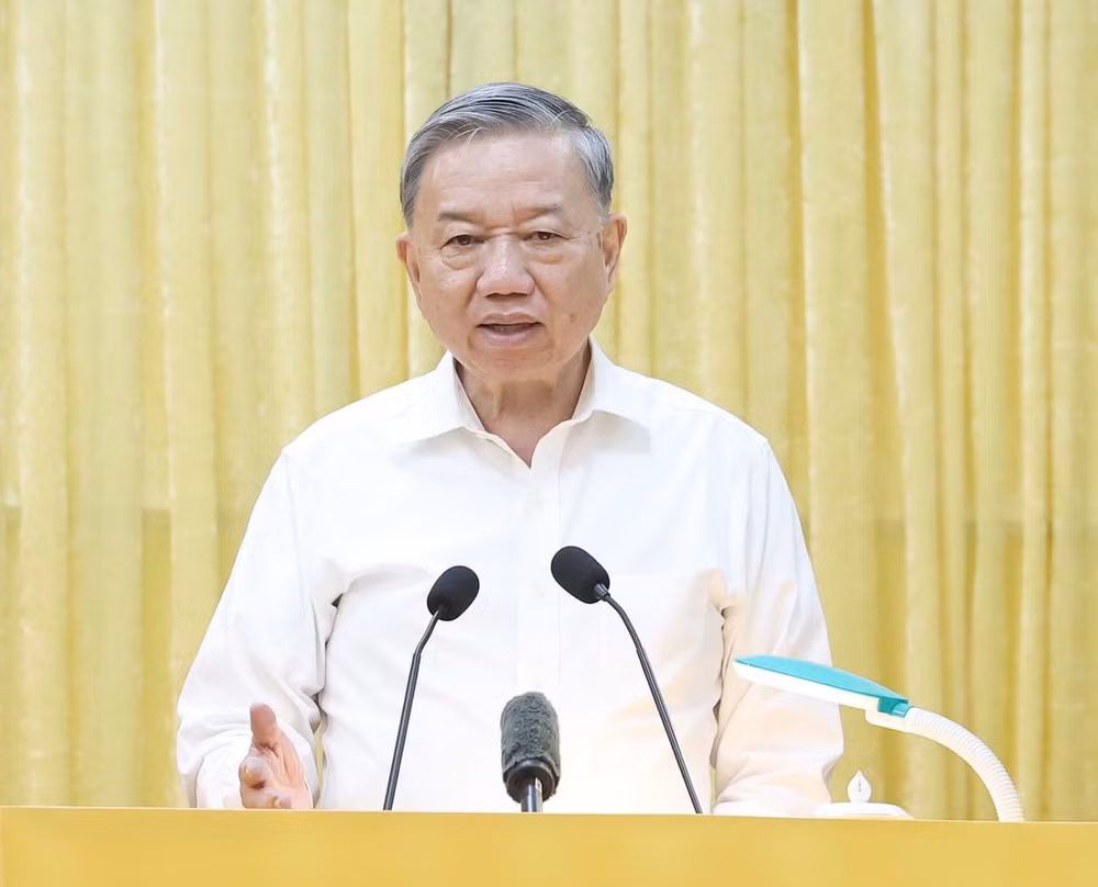vna-potal-tong-bi-thu-to-lam-lam-viec-voi-ban-thuong-vu-tinh-uy-nam-dinh-ha-nam-ninh-binh-8108864.jpg