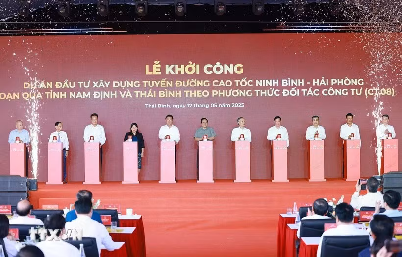 1208-thu-tuong.jpg
