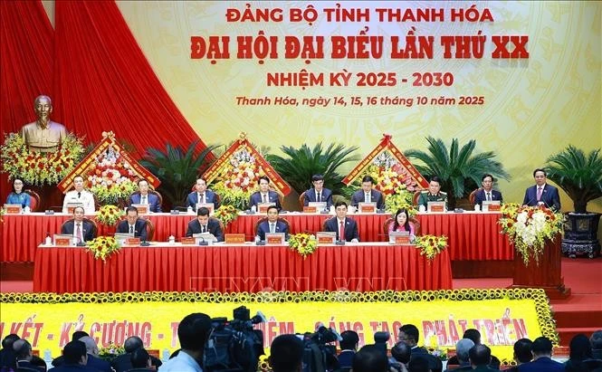 范明政总理在越共清化省第二十次代表大会上发表讲话。图自越通社