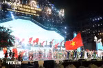 开幕式上的文艺节目。图自越通社