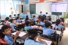 新外语教学方案不仅限于英语，西宁省学生还可选择学习其他多种外语。 图自越通社