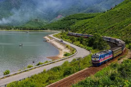 “中部遗产连接”列车途经顺化—岘港。图片来源：越南国家旅游局官网（vietnamtourism.gov.vn）