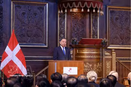 越共中央总书记、国家主席苏林在哥本哈根大学发表施政演讲 图自越通社
