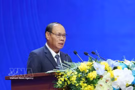 老挝人民革命党中央政治局委员、中央书记处常务书记维莱·拉坎丰 图自越通社