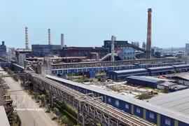 和发集团正在榕桔经济区投资7个项目，投资总额达19.4万亿越盾。越通社发