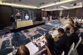 参赛队伍抽签及分组仪式 图自越通社