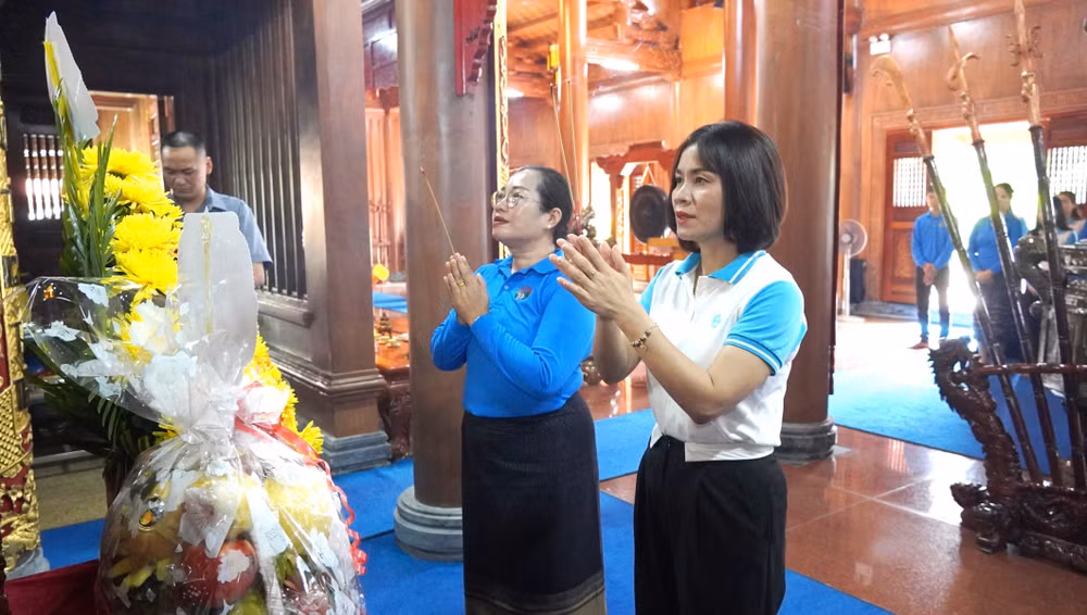 quang_binh_hoi_lien_hiep_phu_nu_hai_tinh_quang_binh_va_kham_muon_hoi_dam_ky_ket_bien_ban_hop_tac_7537938.jpg