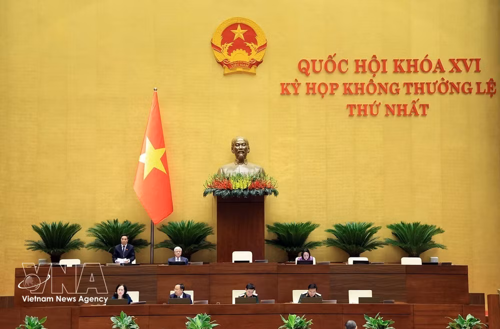 vnanet-potal-quoc-hoi-thao-luan-ve-2-du-an-luat-thuoc-linh-vuc-quan-su-quoc-phong-8941383.jpg