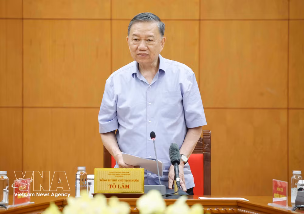 vnanet-potal-tong-bi-thu-chu-tich-nuoc-lam-viec-voi-ban-tuyen-giao-va-dan-van-trung-uong-8827662.jpg