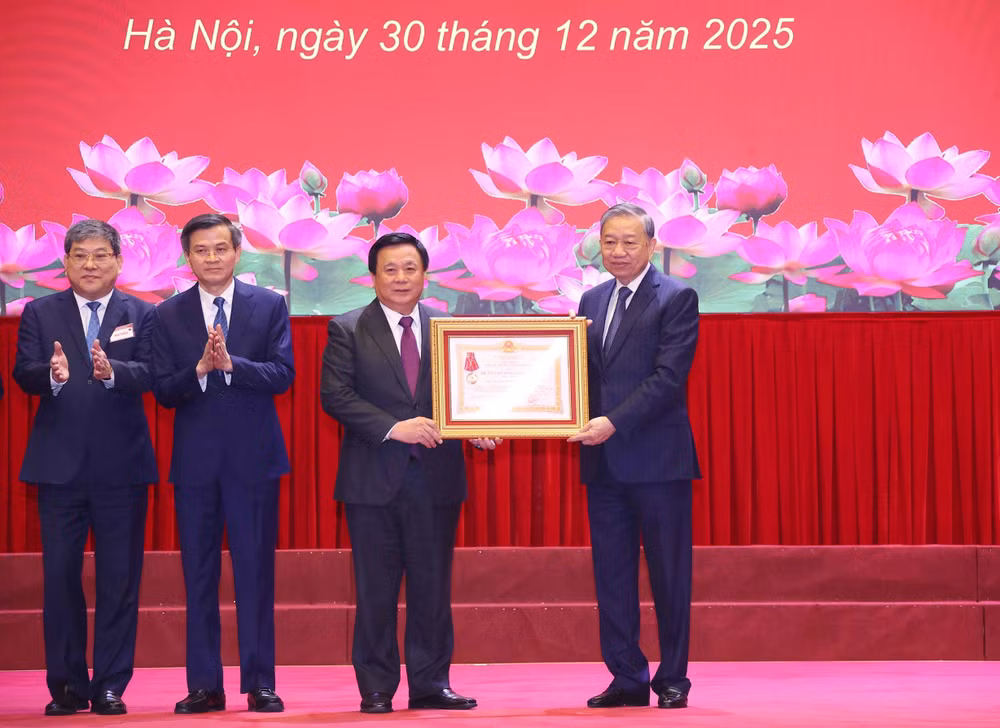 vna-potal-tong-bi-thu-du-hoi-nghi-tong-ket-cong-tac-nam-2025-cua-hoc-vien-chinh-tri-quoc-gia-ho-chi-minh-8502755.jpg