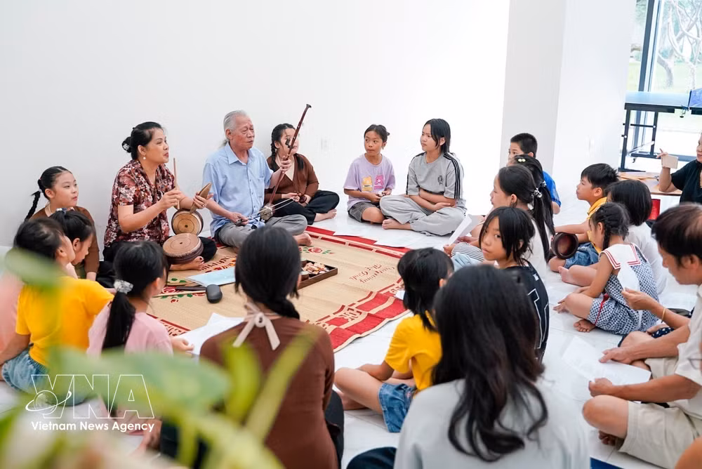 vnanet-potal-khoi-day-tinh-yeu-hat-xam-truyen-thong-den-voi-the-he-tre-8175917.jpg