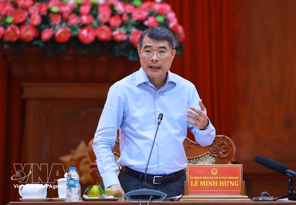 vnanet-potal-thu-tuong-le-minh-hung-lam-viec-voi-ban-thuong-vu-tinh-uy-dong-thap-8787185.jpg