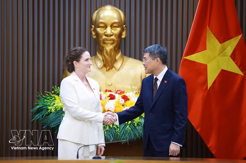 vnanet-potal-thu-tuong-le-minh-hung-tiep-dai-su-new-zealand-8921993-1.jpg