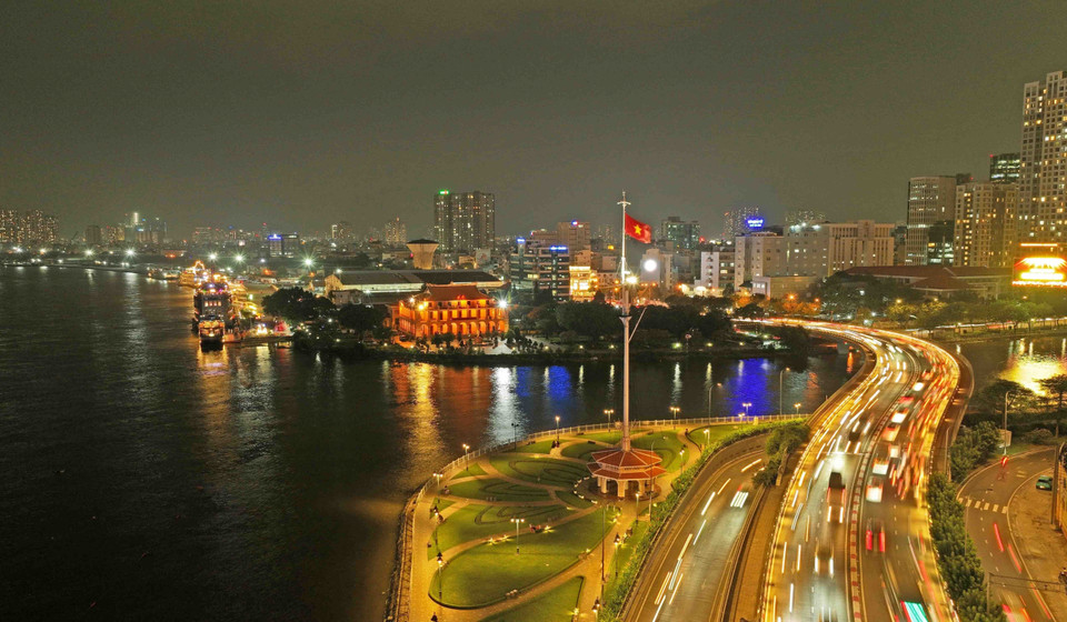 西贡河畔的龙屋码头。图自越通社