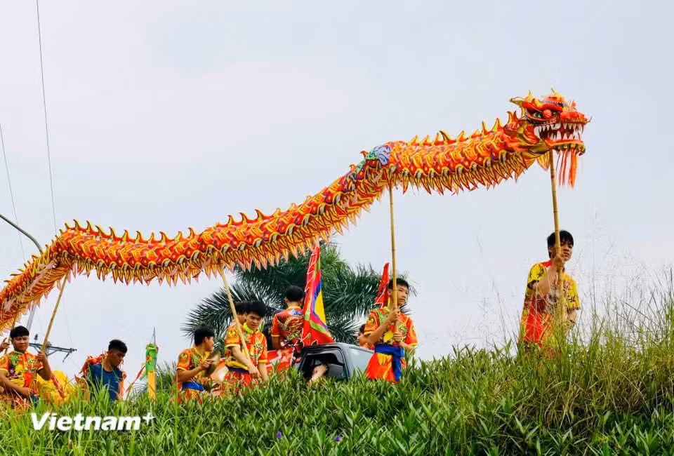 社区食堂模式首次在苏村祠堂得到推行。图自Vietnam+