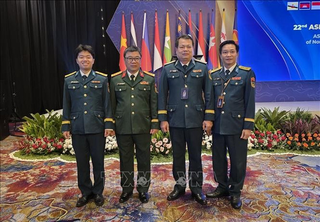 参加会议的越南代表团。图自越通社 doan-dai-bieu.jpg
