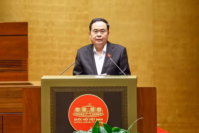 vna-potal-chu-tich-quoc-hoi-chu-tri-hoi-nghi-ung-dung-cong-nghe-tri-tue-nhan-tao-trong-chuyen-doi-so-cua-quoc-hoi-7921380.jpg