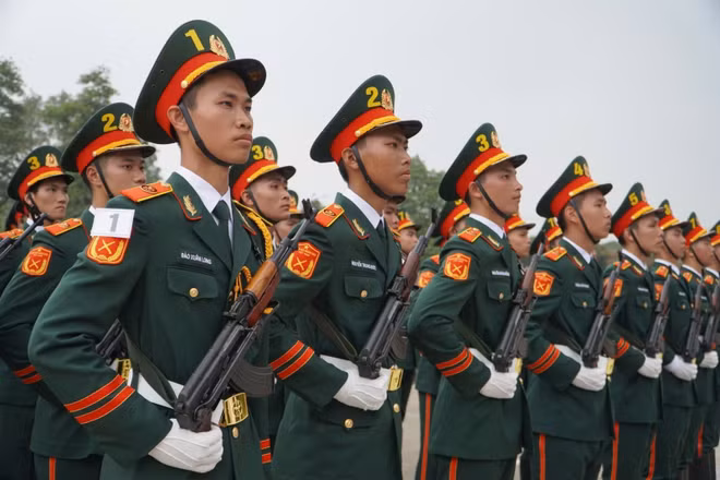 quan-nhan-194251.jpg