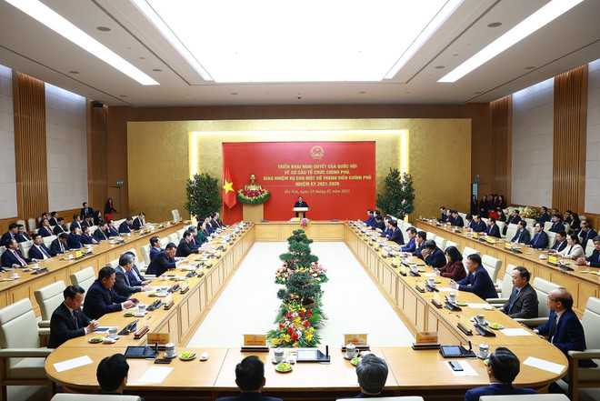 vna-potal-thu-tuong-giao-nhiem-vu-cho-mot-so-thanh-vien-chinh-phu-7862454.jpg