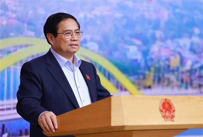 越南政府总理范明政发表讲话。图自越通社 vna-potal-thu-tuong-chu-tri-phien-hop-thu-17-cua-ban-chi-dao-du-an-trong-diem-quoc-gia-8023647.jpg