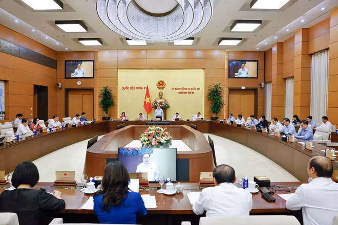 vna-potal-chu-tich-quoc-hoi-phat-bieu-khai-mac-phien-hop-thu-50-cua-uy-ban-thuong-vu-quoc-hoi-8324824.jpg