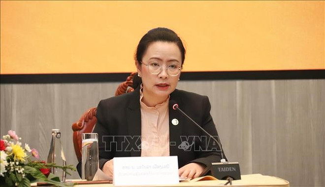 老挝国家银行外汇管理局局长Muangmani。图自越通社 lao-viet-1.jpg