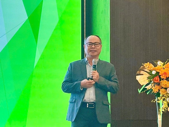 工贸部进出口局胡志明市区域进出口管理处处长陈玉平在研讨会上发言。图自越通社 2294425018528923909.jpg