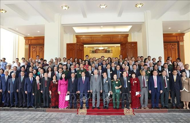 越共中央总书记苏林和各位代表。图自越通社 tong-bi-thu-to-lam-4.jpg