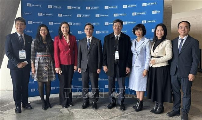 越南代表团。图自越通社 unesco-16102025-03.jpg