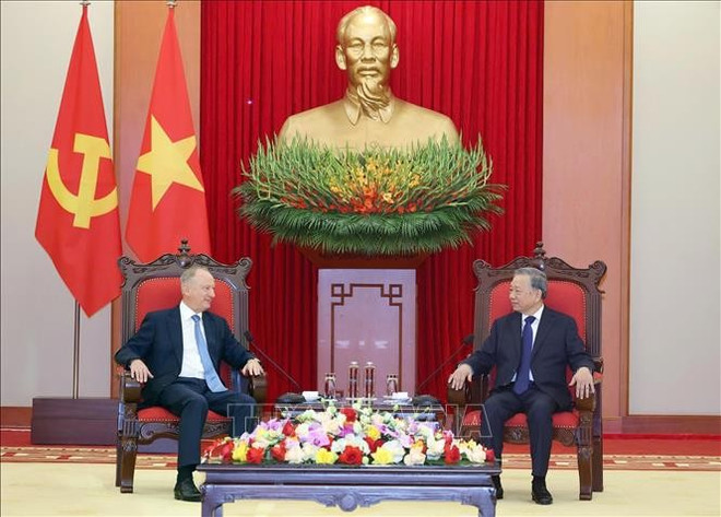 越共中央总书记苏林会见俄总统助理、海事委员会主席尼古拉·帕特鲁舍夫。图自越通社 tbt.jpg