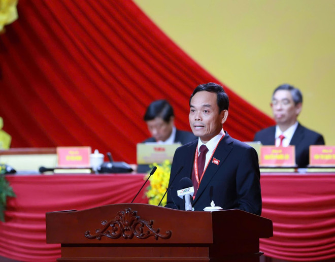 越共中央书记、胡志明市市委书记陈流光在闭幕式上发表讲话。图自越通社 ongbemac.jpg