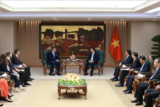 越南政府副总理裴青山会见欧盟委员会负责贸易和经济安全事务委员马罗什·谢夫乔维奇。图自越通社 uuidb4f071f7-c5f5-4c1d-aa8e-df1bba018d33code001library1type1mode1loctruecaptrue.jpg