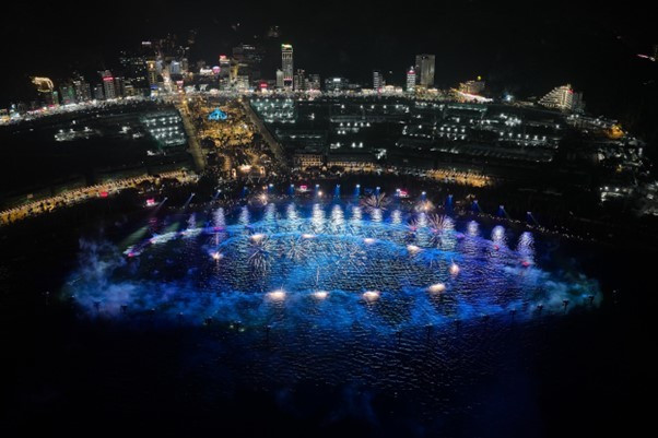 吉婆岛中心海湾以世界级艺术盛宴而焕发光彩。太阳集团供图 picture2.jpg