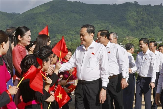 越南国会主席陈青敏出席了孙德胜主席纪念堂落成典礼。图自越通社 vna-potal-chu-tich-quoc-hoi-du-le-khanh-thanh-nha-tuong-niem-chu-tich-ton-duc-thang-8214438.jpg