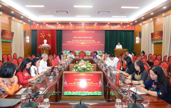 研讨会场景。图自越通社 vnapotalxaydungnenvanhoavietnamthongnhattrongdadanggiaidoan1975-20258306499-17592138619841758227424.jpg