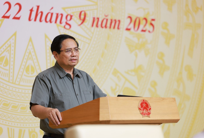 范明政总理发表讲话。图自越通社 vna-potal-thu-tuong-chu-tri-phien-hop-lan-thu-nhat-cua-ban-chi-dao-trung-uong-ve-chinh-sach-nha-o-va-thi-truong-bat-dong-san-8289289.jpg