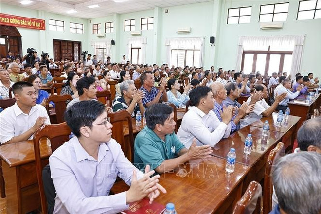 芹苴市选民。图自越通社 hinh-anh.jpg