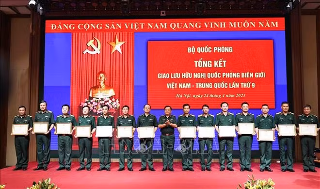 vna-potal-hoi-nghi-tong-ket-giao-luu-huu-nghi-quoc-phong-bien-gioi-viet-nam-trung-quoc-lan-thu-9-stand-2.jpg